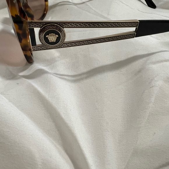Authentic Versace sunglasses gently used - Picture 2 of 6